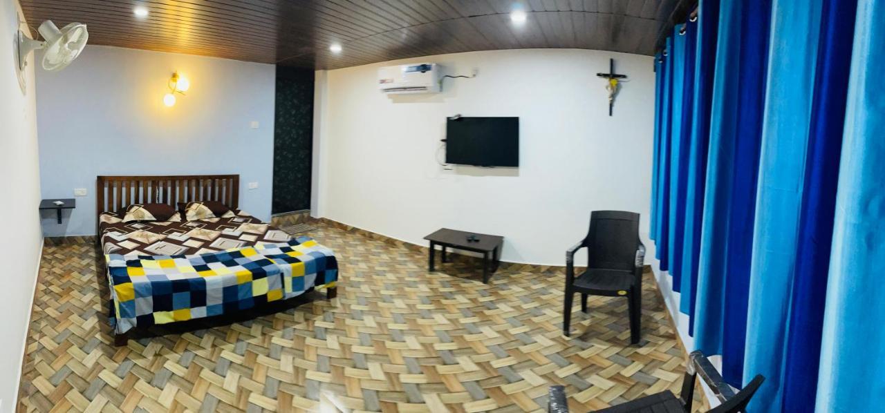 Blue Waves Guest house