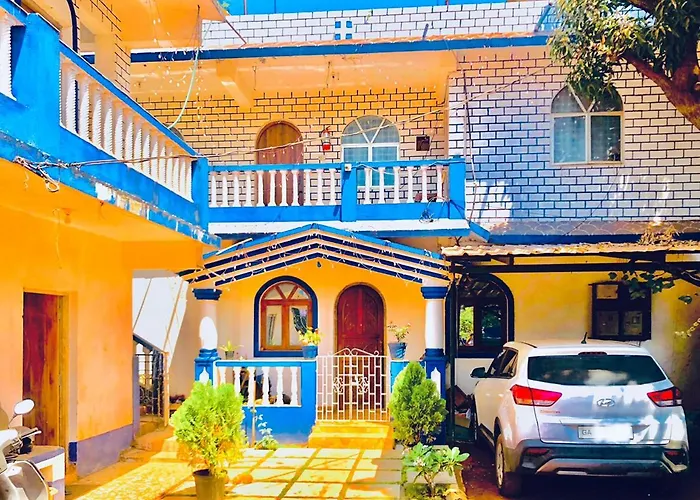Blue Waves Guest House
