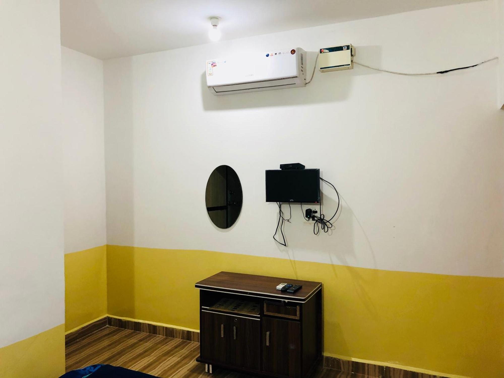 Blue Waves Guest house Calangute
